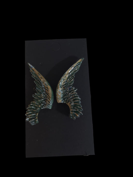 Magnetic wings